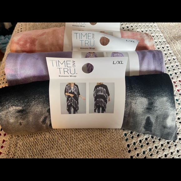 Time and Tru Accessories - NWT Time and Tru L/XL Kimono Wrap 100% Viscose. Black, purple and peach colored
